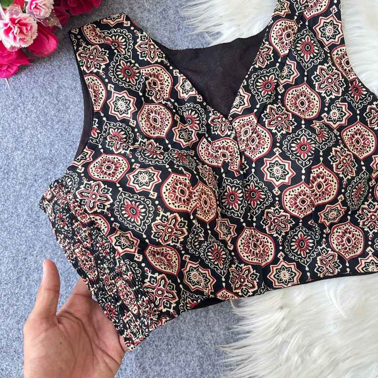 PURE AJRAKH COTTON ELASTIC BLOUSE 