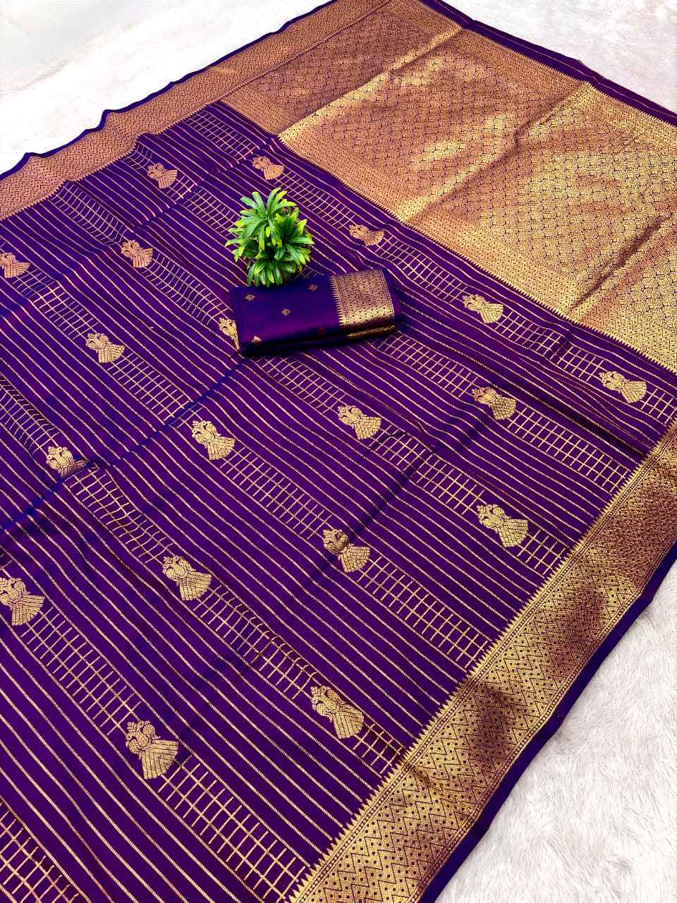 BANARASI SOFT SILK CHECKED FLORAL ZARI WEAVING SAREE
