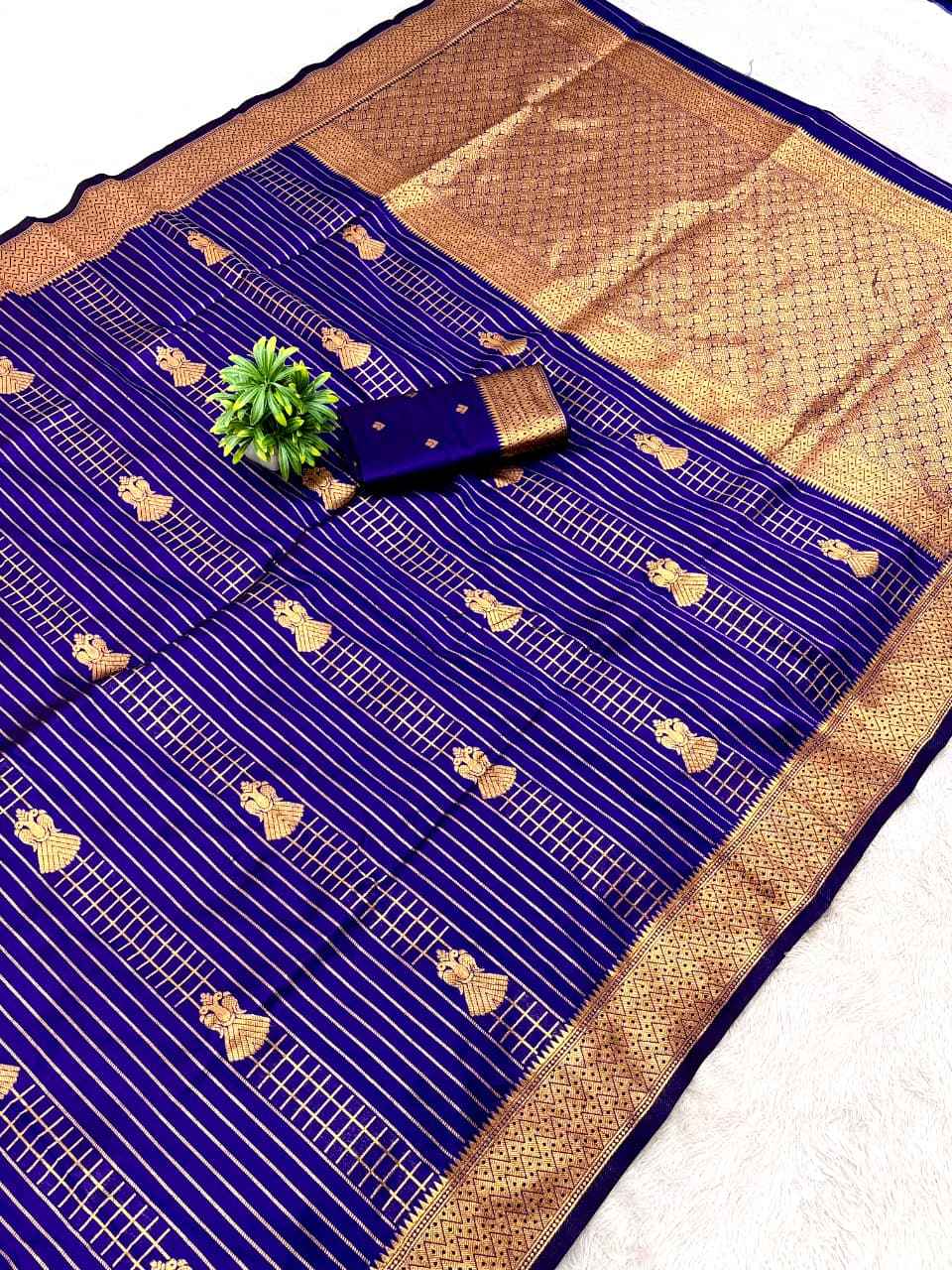 BANARASI SOFT SILK CHECKED FLORAL ZARI WEAVING SAREE