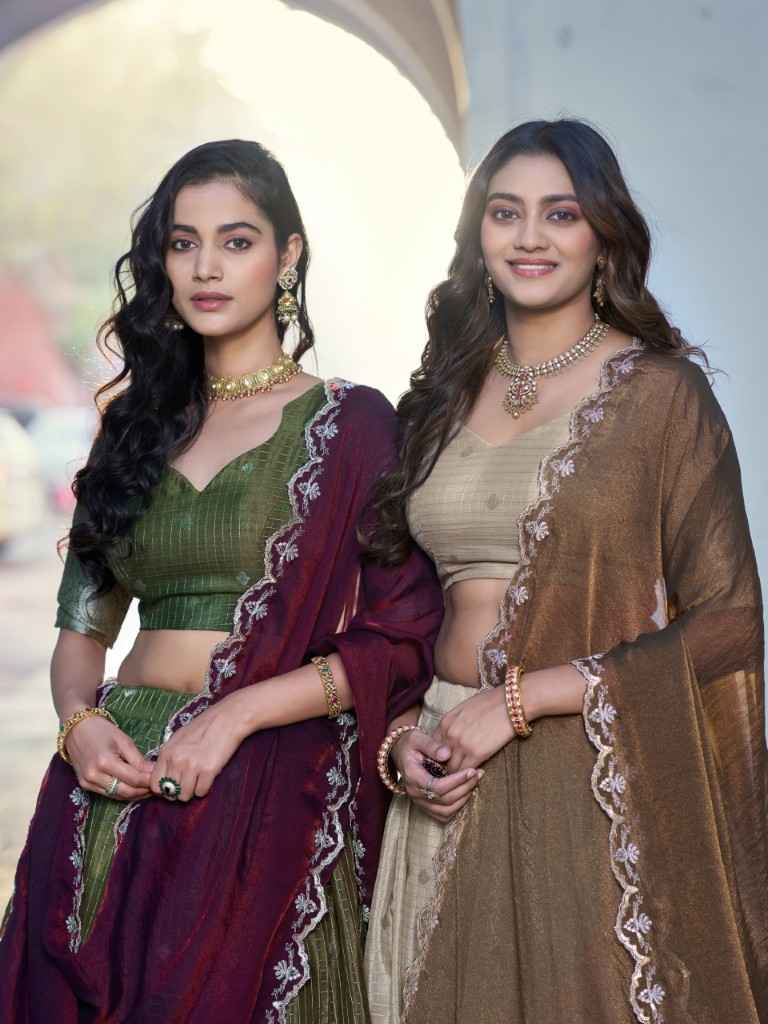 CHINON CHECKS TRADITIONAL ZARI WEAVING WORK LEHENGA CHOLI