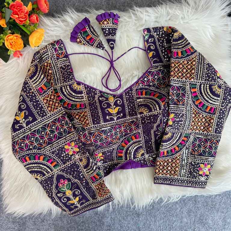 PURE SOFT FOX GEORGETTE EMBROIDERY THREAD SEQUENCE WORK BLOUSE