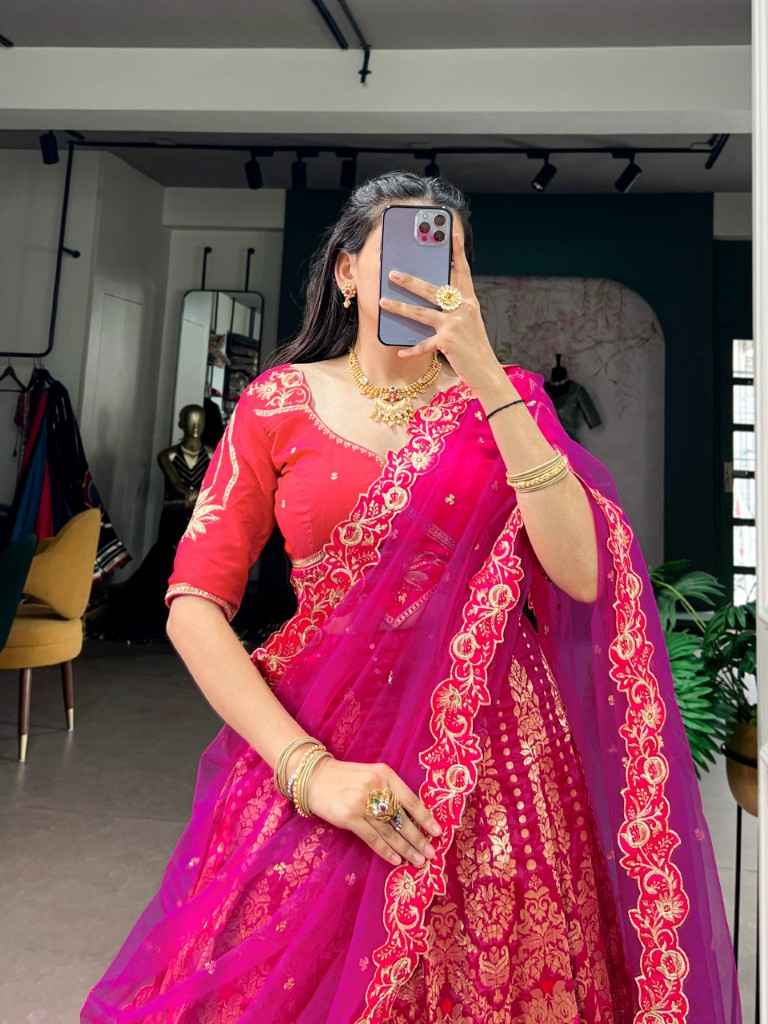 JACQUARD SILK ZARI WOVEN LEHENGA CHOLI