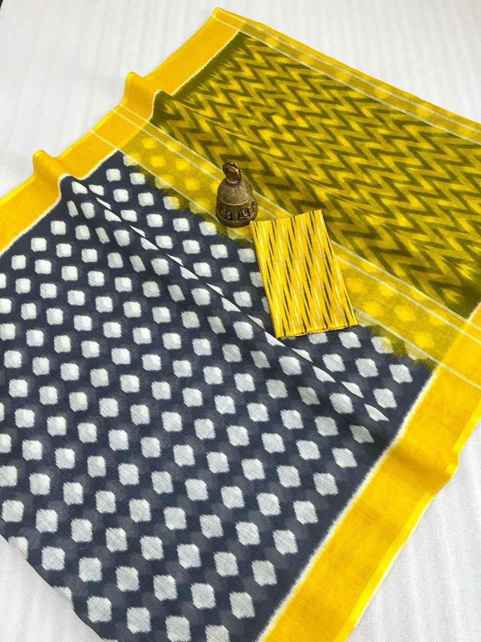 PLAIN LINEN DIGITAL PRINTED SAREE CODE MG451