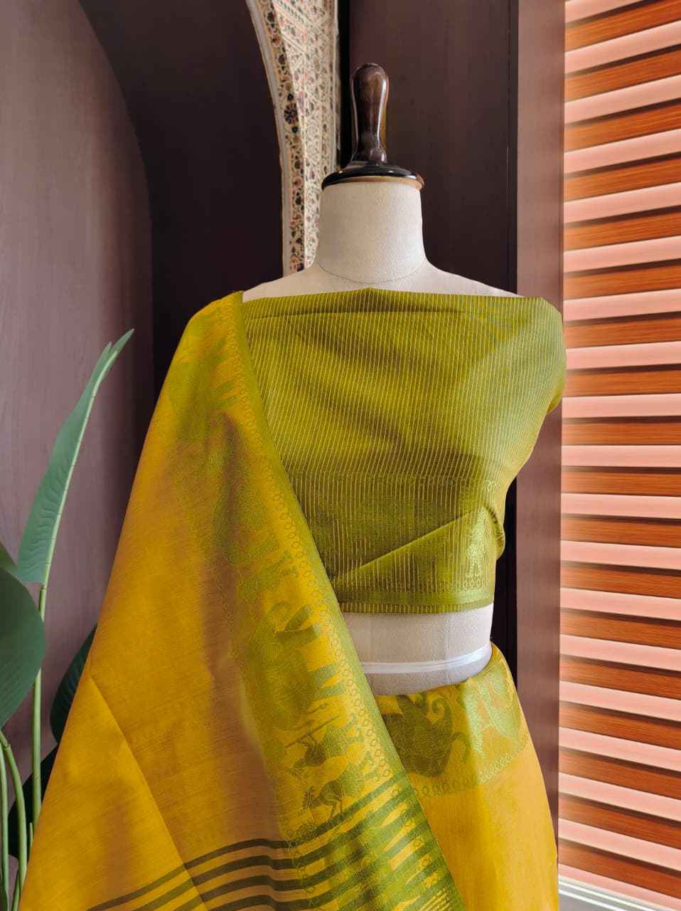PREMIUM KHADI RAW SILK LINING ZARI WEAVING SAREE 