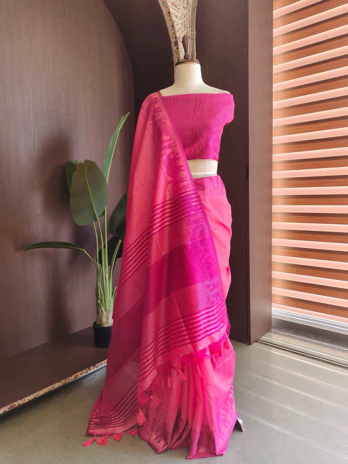 PREMIUM KHADI RAW SILK LINING ZARI WEAVING SAREE 