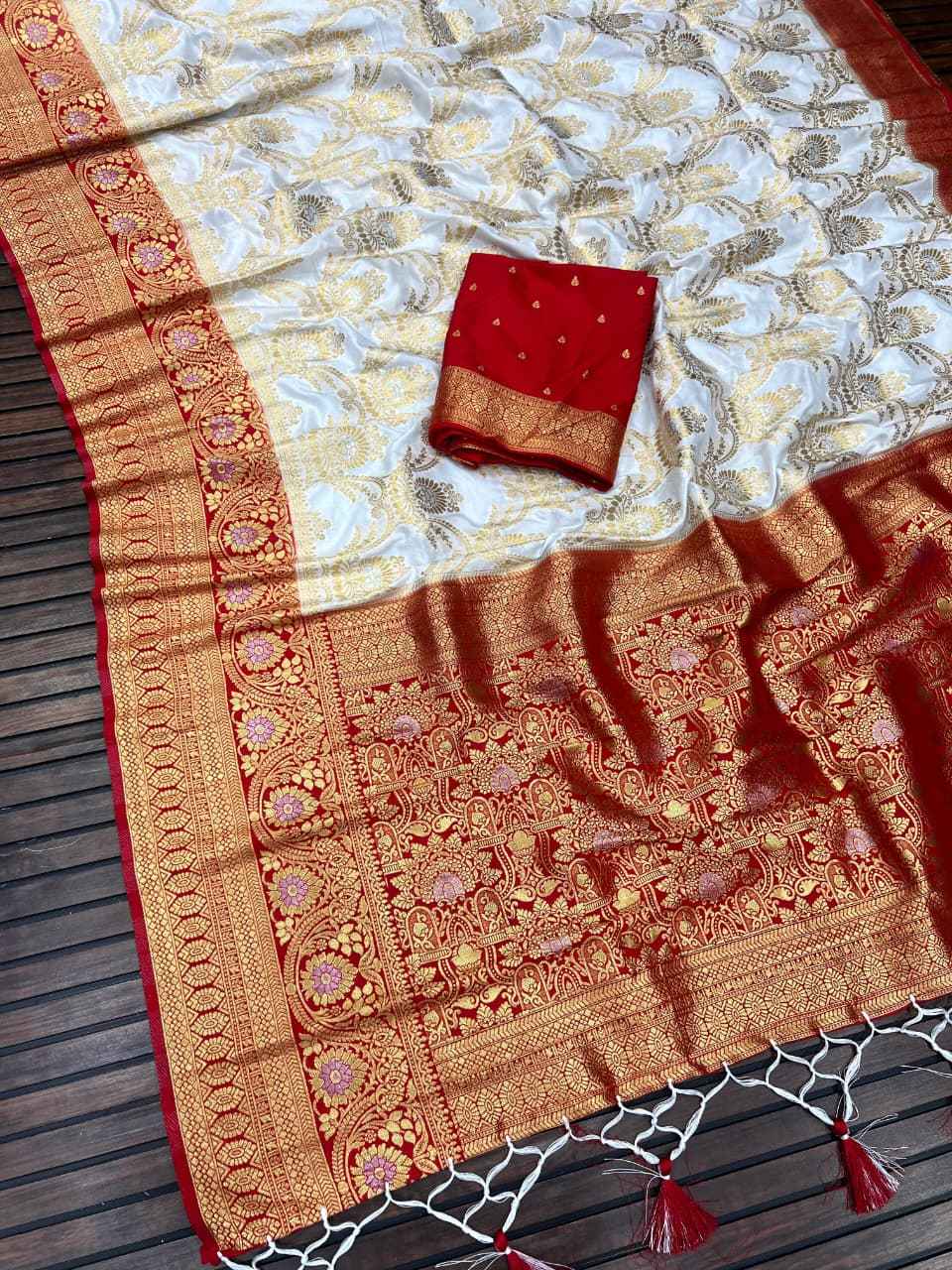 PURE KHADDI CREPE GEORGETTE ZARI WEAVING SAREE