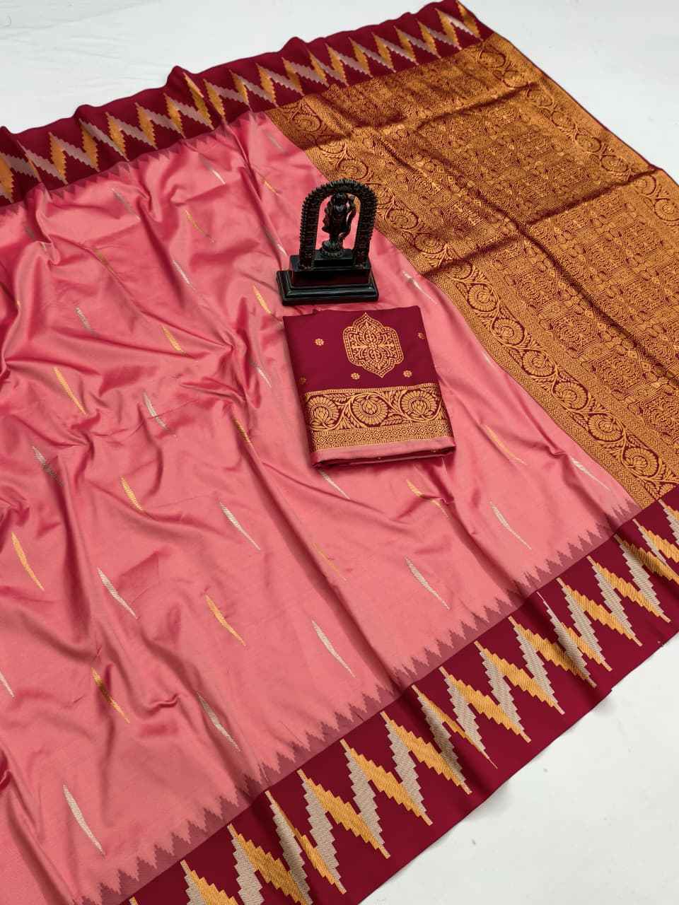 PURE SOFT BANARASI SILK GOLD AND SILVER ZARI WEAVING SAREE