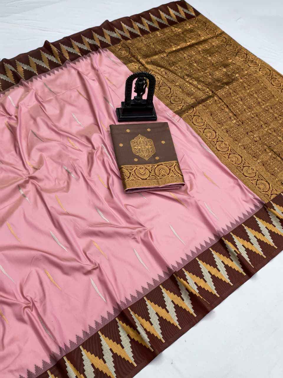 PURE SOFT BANARASI SILK GOLD AND SILVER ZARI WEAVING SAREE