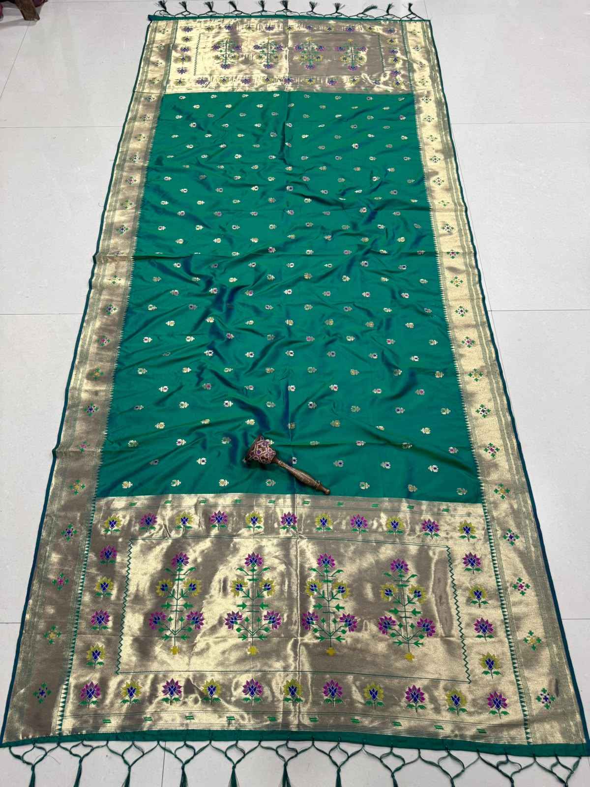 SOFT SILK ZARI TEMPLE BORDER KALASH PAITHANI DUPATTA 