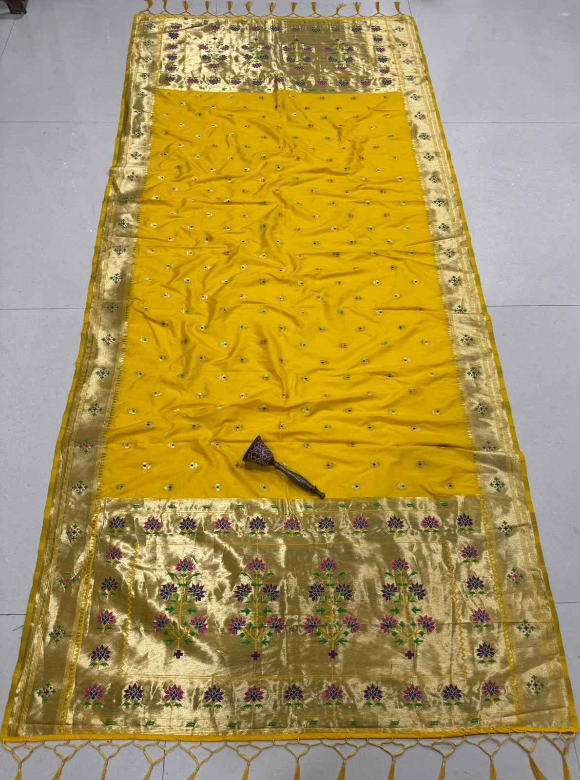 SOFT SILK ZARI TEMPLE BORDER KALASH PAITHANI DUPATTA 