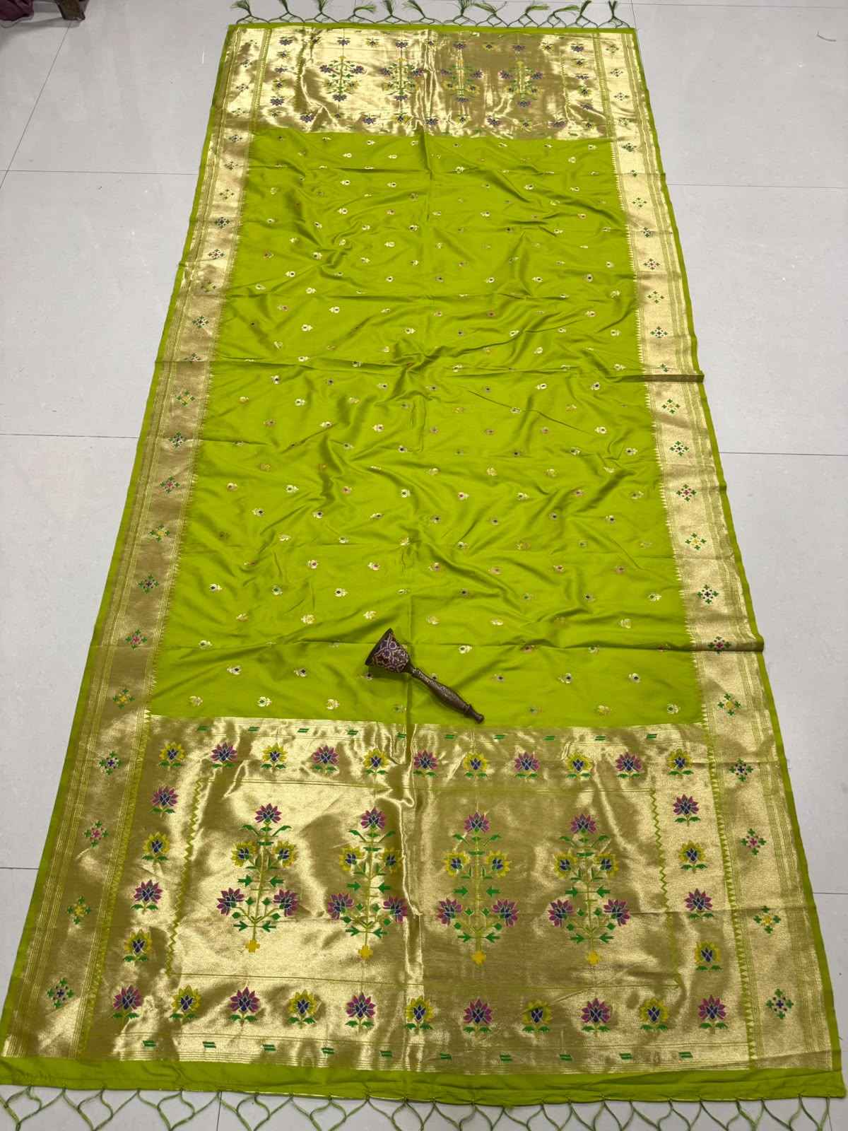 SOFT SILK ZARI TEMPLE BORDER KALASH PAITHANI DUPATTA 