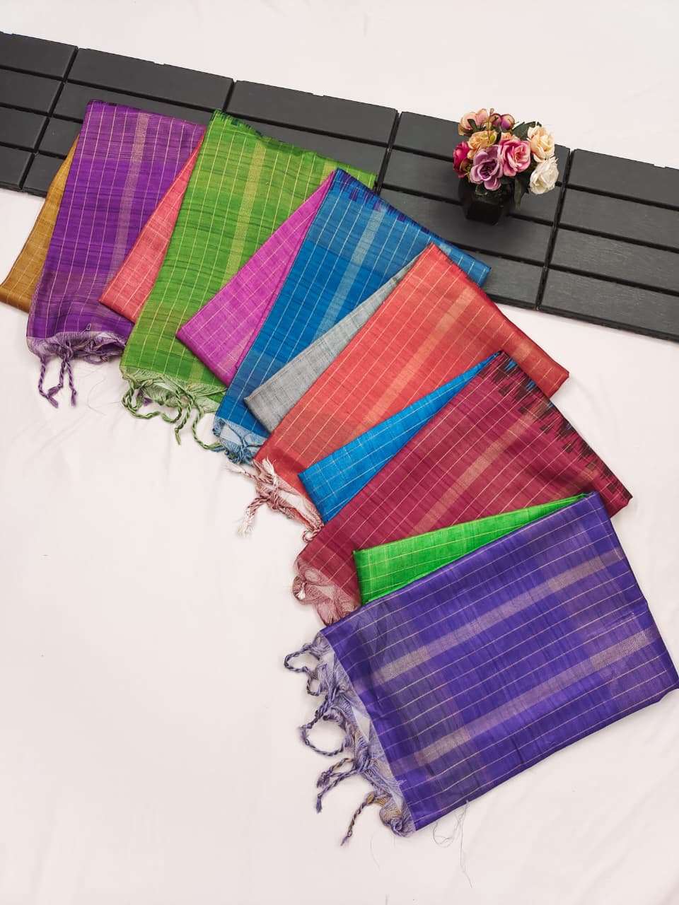 SOFT TUSSAR SILK ZARI WEAVING CHECKS PATTERN SAREE 1 