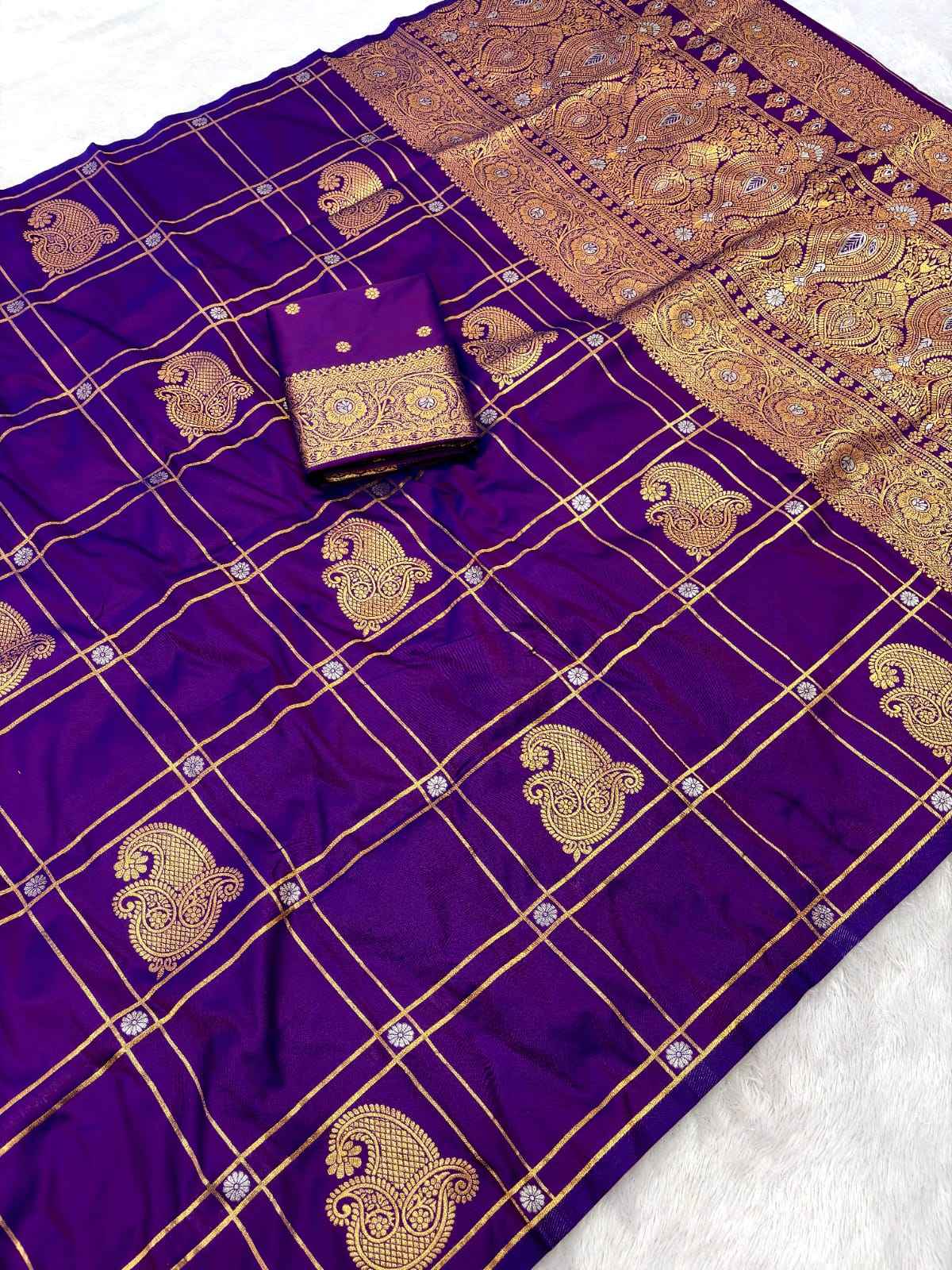 BANARASI SOFT SILK BUTTA CHECKED ZARI WEAVING SAREE 1