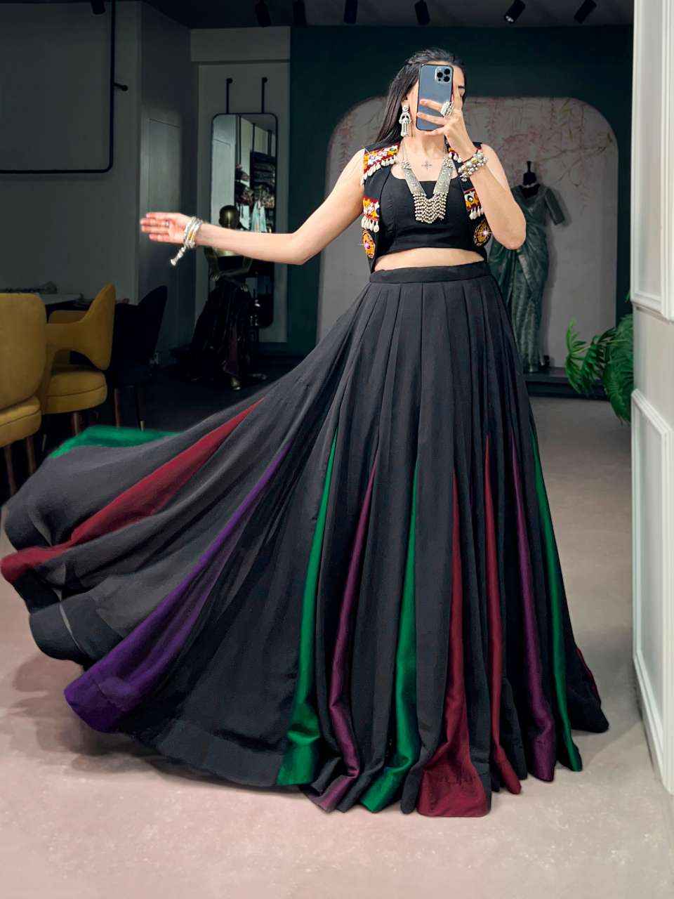 GEORGETTE GAMTHI NAVRATRI LEHENGA CHOLI 