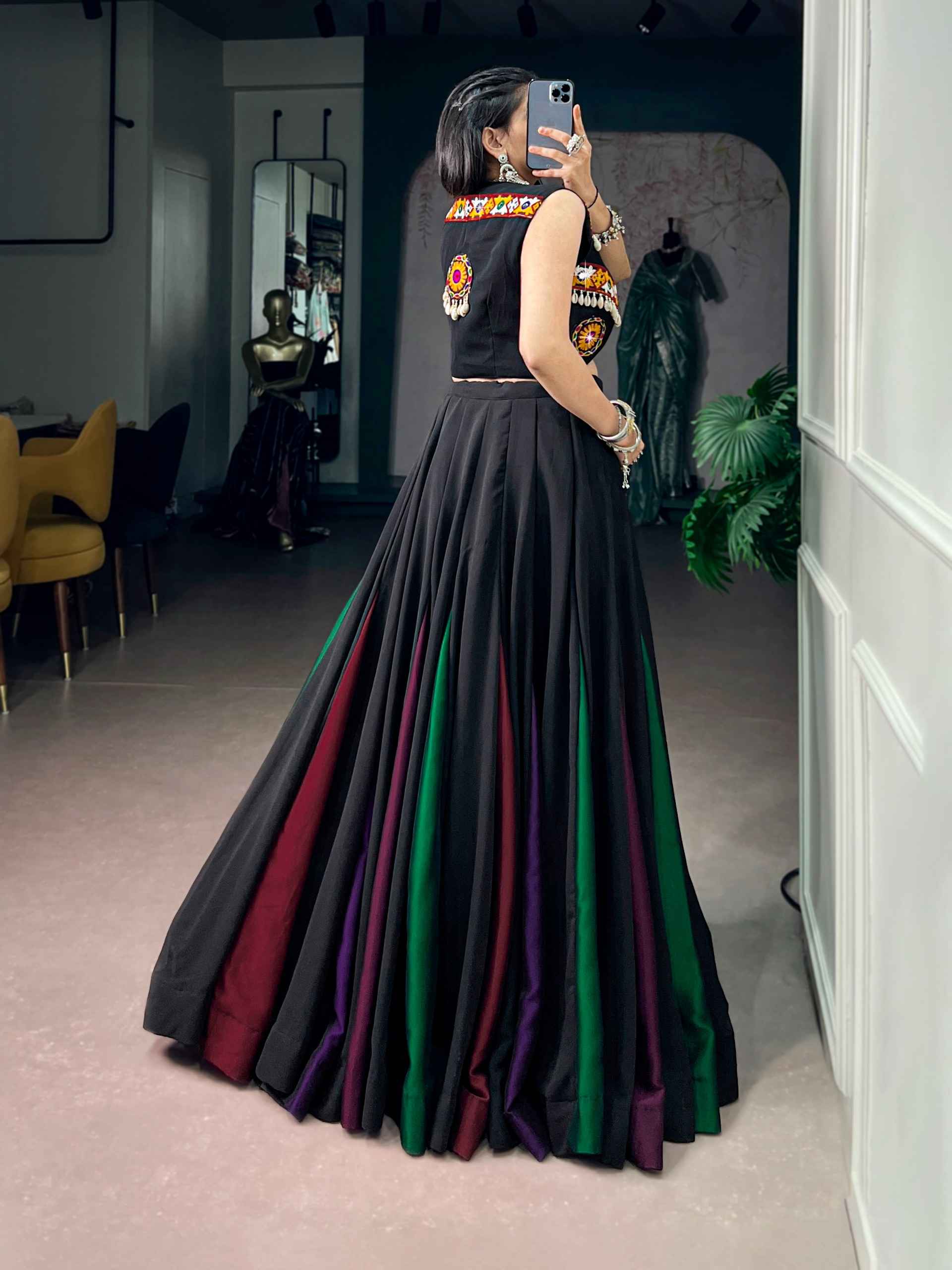 GEORGETTE GAMTHI NAVRATRI LEHENGA CHOLI 