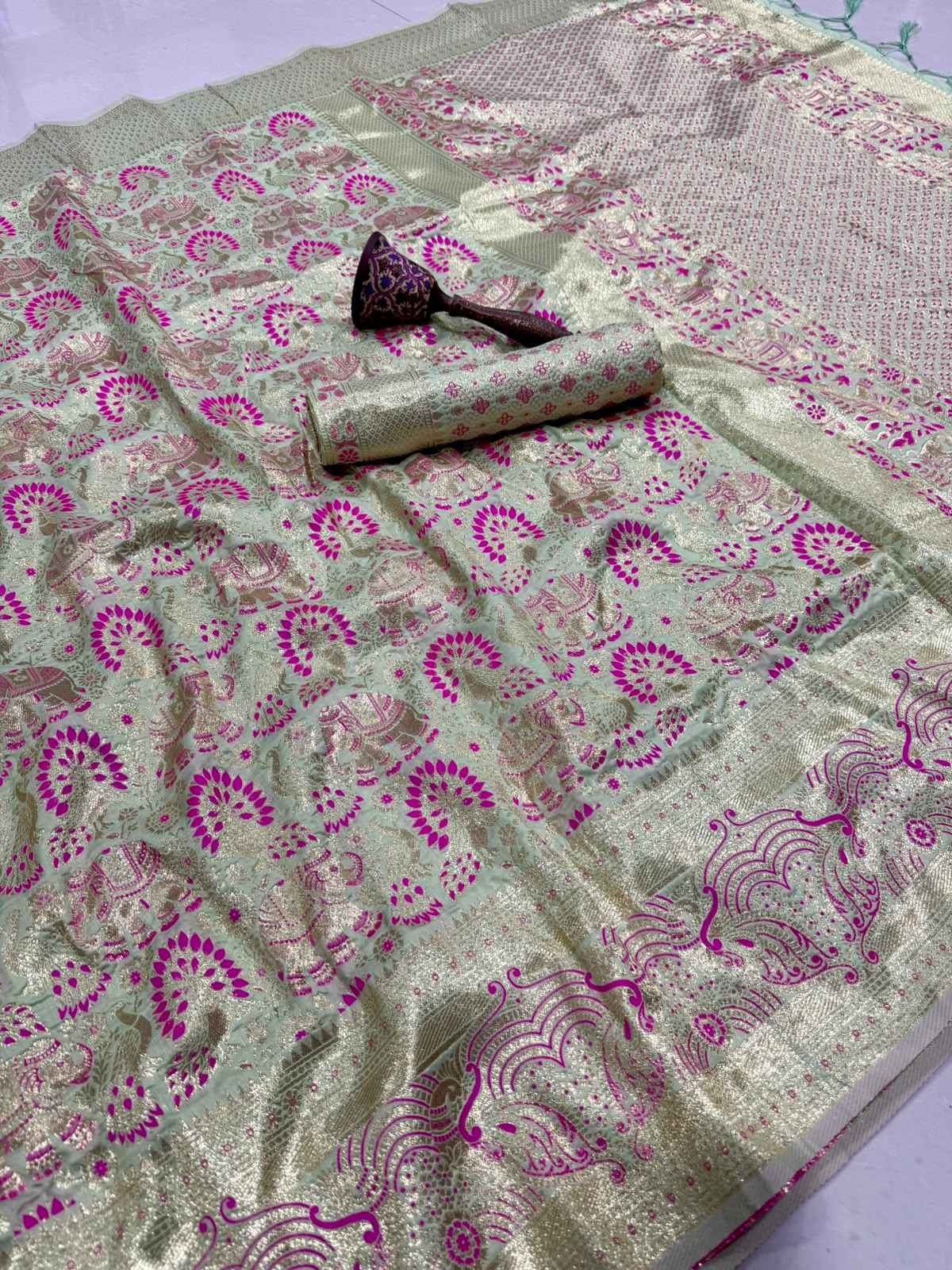 PURE HEAVY BANARASI SILK GOLD JARI WEAVING SAREE 1