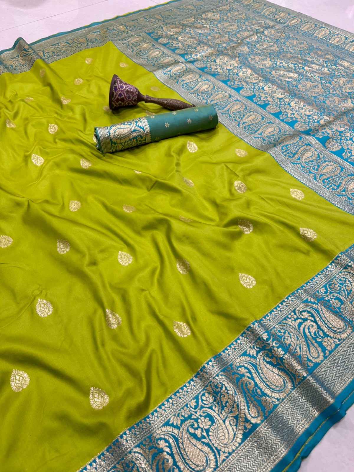 PURE HEAVY BANARASI SILK GOLD JARI WEAVING SAREE 