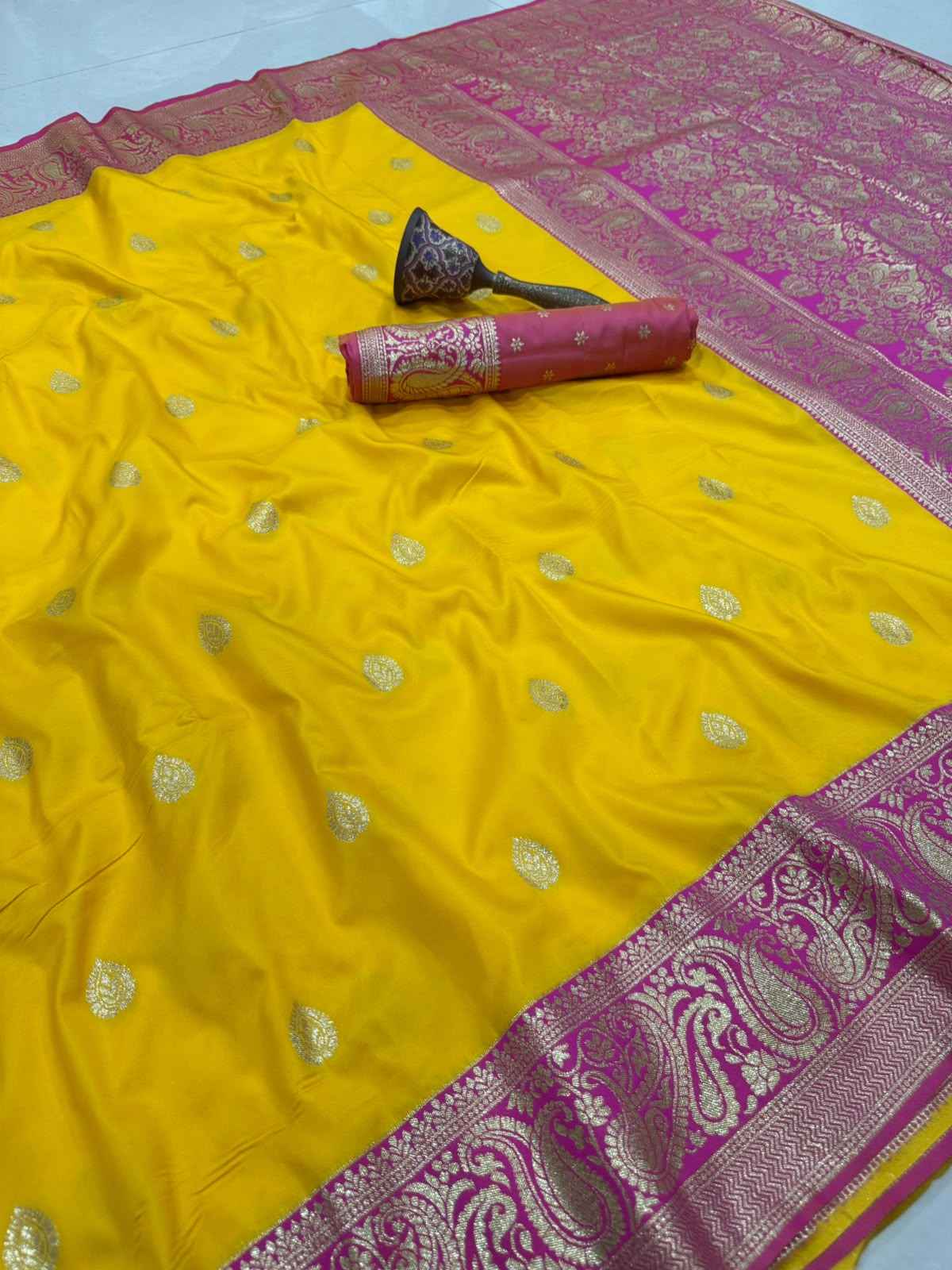 PURE HEAVY BANARASI SILK GOLD JARI WEAVING SAREE 