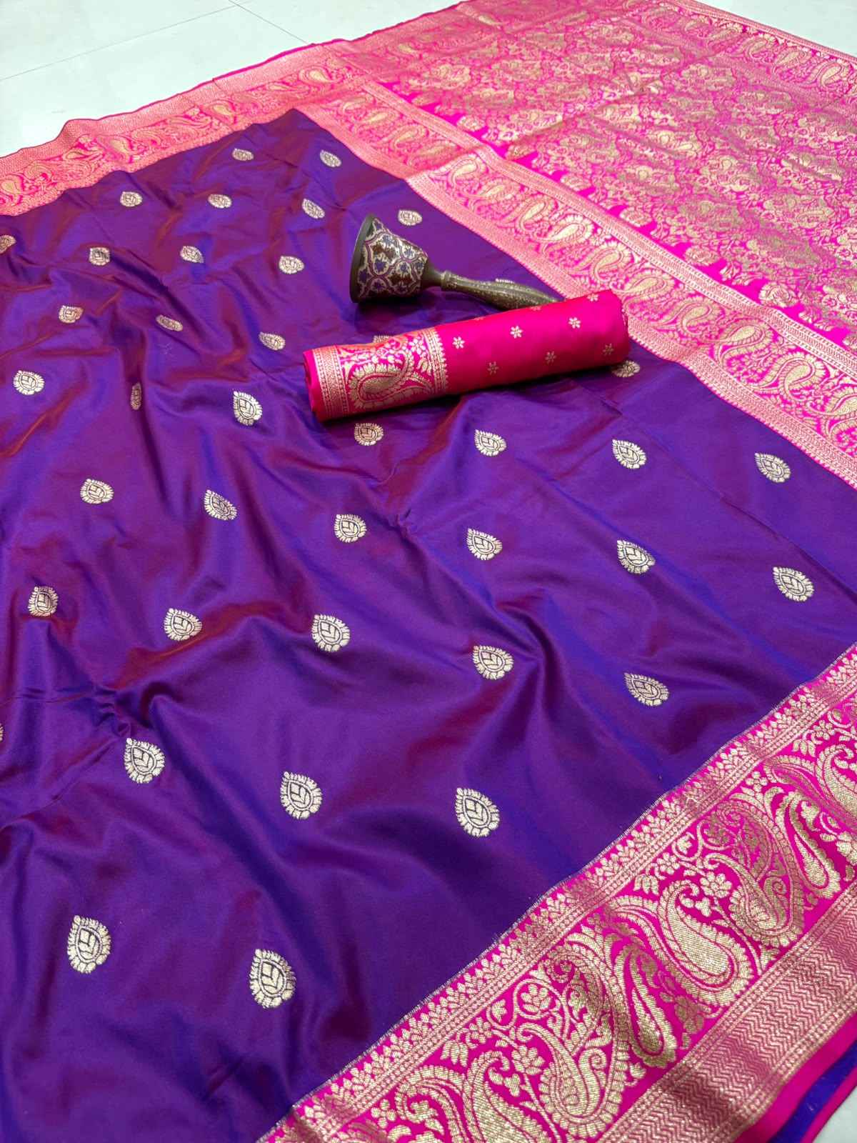 PURE HEAVY BANARASI SILK GOLD JARI WEAVING SAREE 