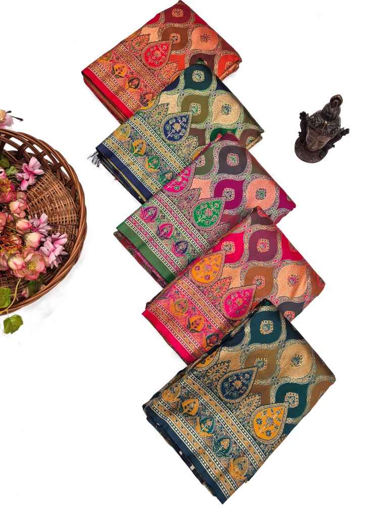 SOFT AND PURE BANARASI SILK SELF ZARI WEAVING SAREE 