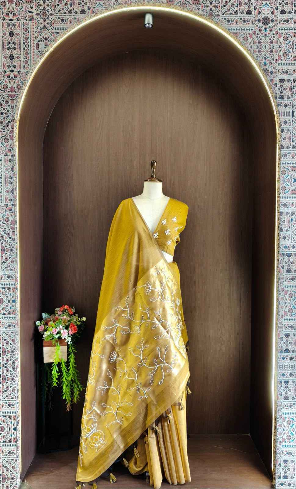 SOFT MUL COTTON AARI AND SEQUENCE EMBROIDERY WORK SAREE 