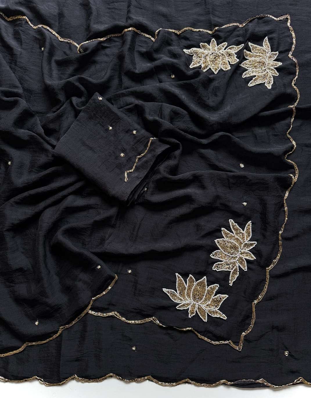 SOFT RANGOLI CRUSH CUTDANA KHATLI HANDWORK SAREE 1
