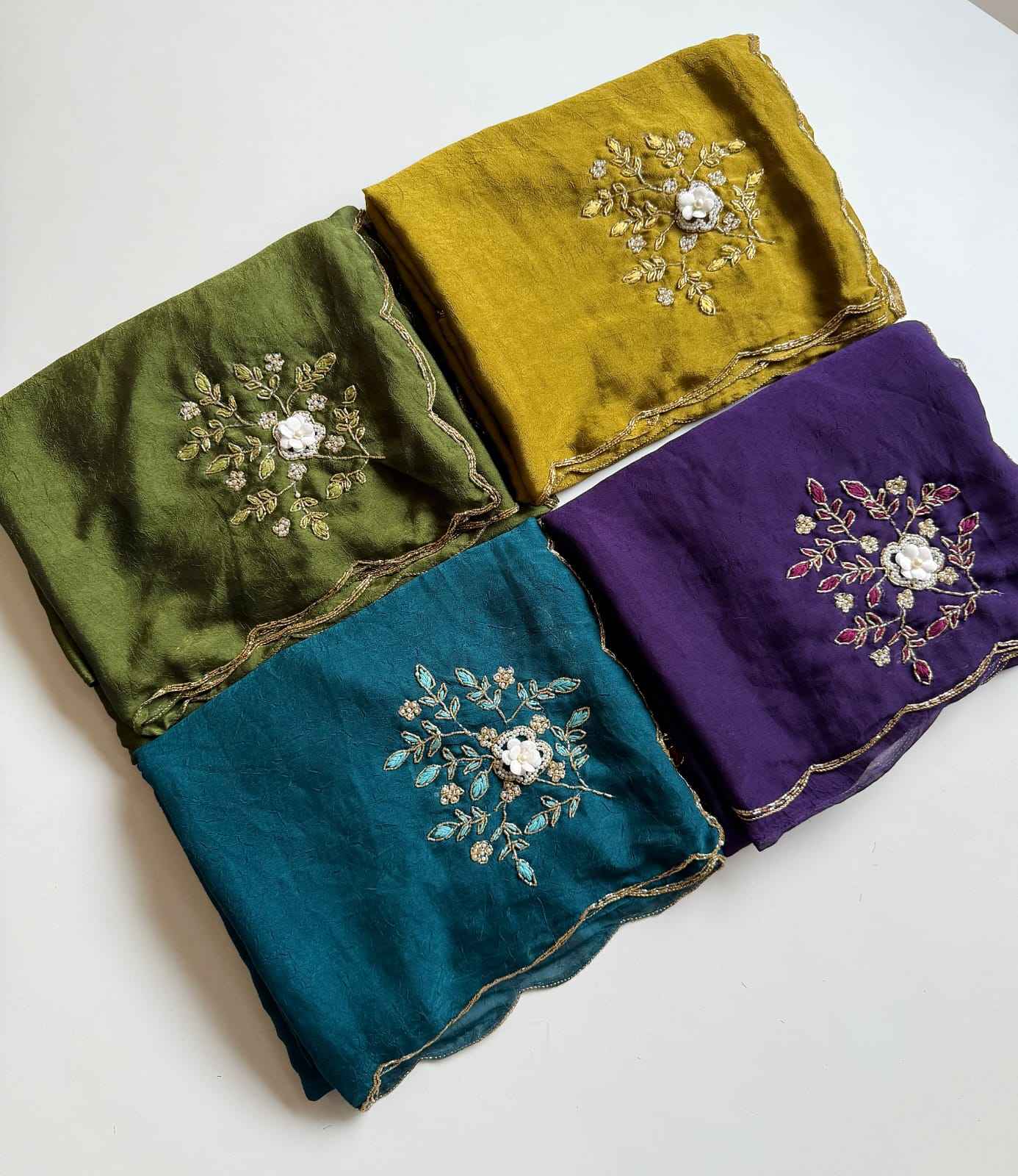 SOFT RANGOLI CRUSH CUTDANA KHATLI HANDWORK SAREE