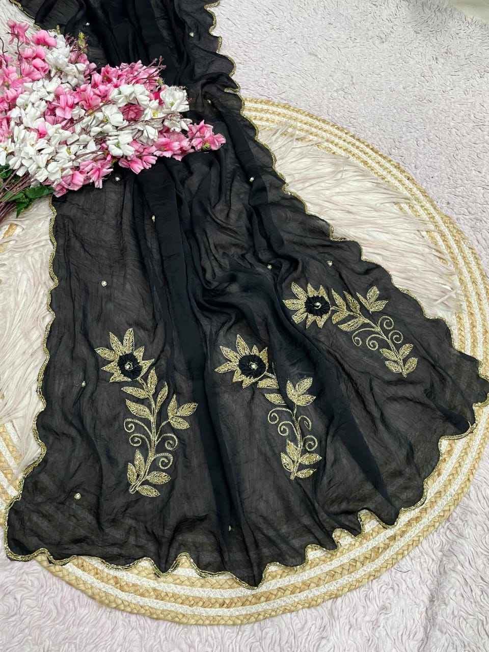 SOFT RANGOLI CRUSH MOTI AND RESHAM THREAD WORK SAREE 1
