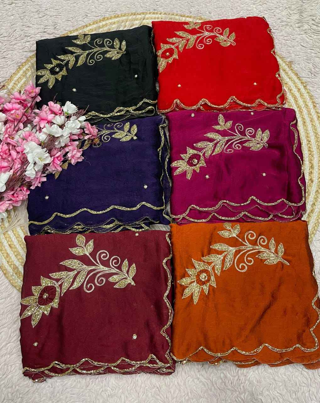 SOFT RANGOLI CRUSH MOTI AND RESHAM THREAD WORK SAREE 1