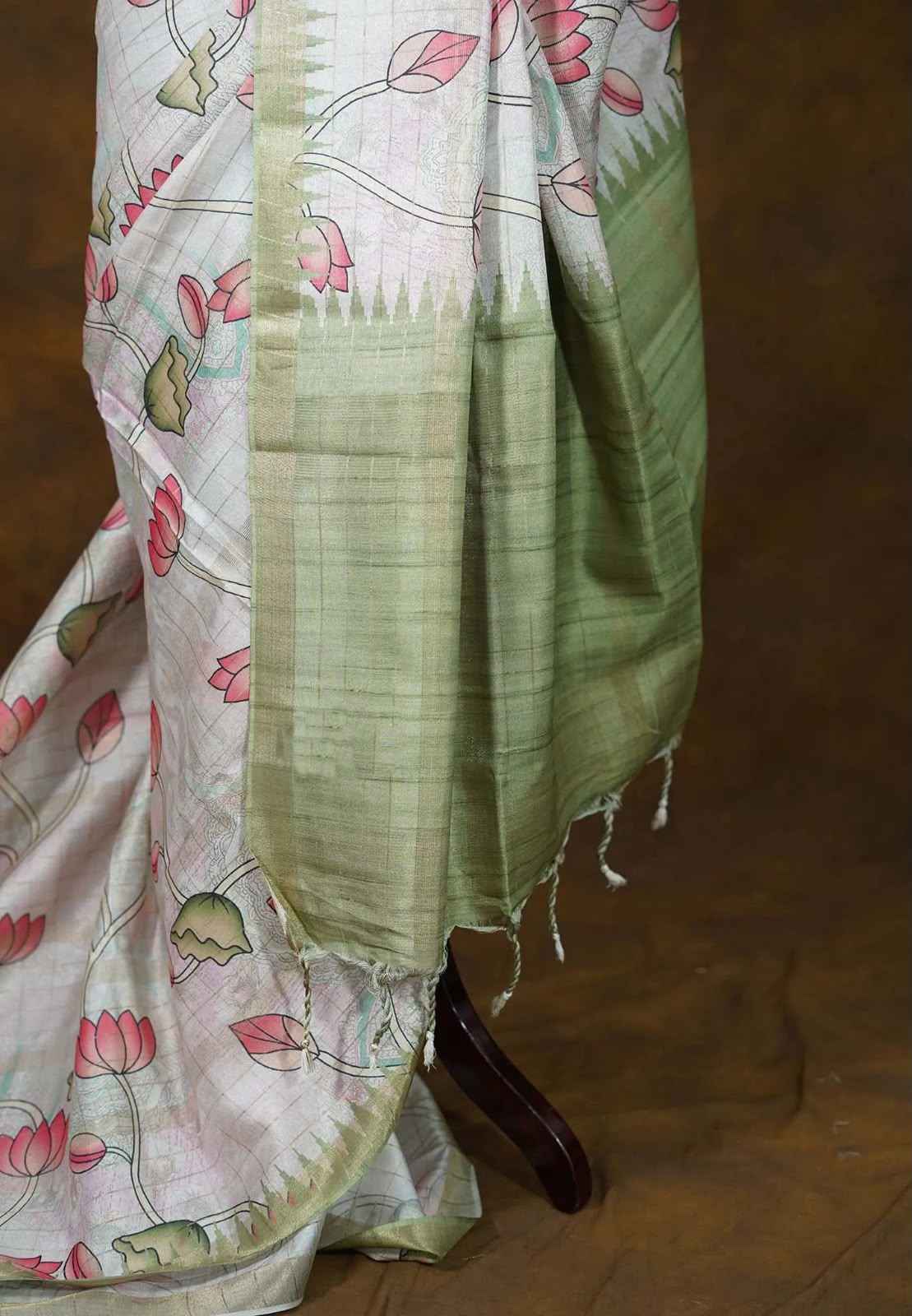 SOFT TUSSAR SILK ZARI WEAVING PICHWAI PRINT SAREE 