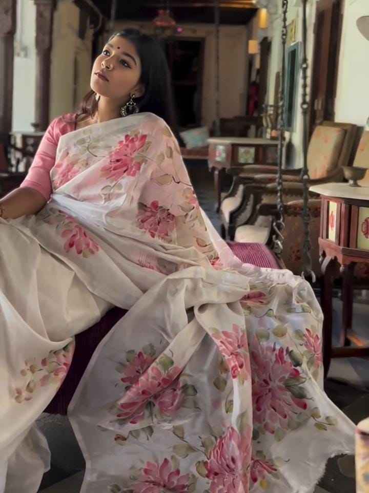PLAIN LINEN DIGITAL PRINTED SAREE CODE MG695