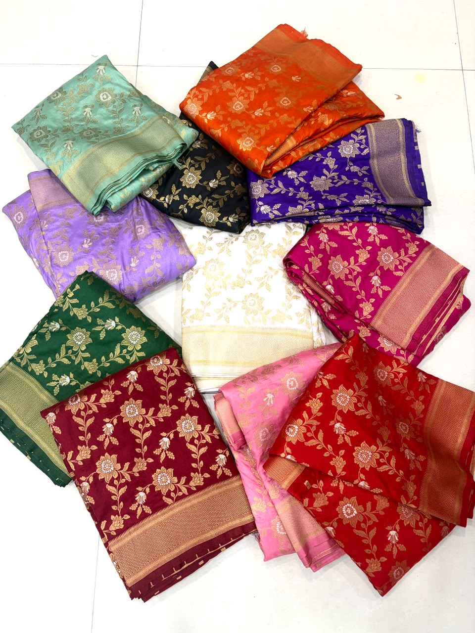 PURE BANARASI KHADI DOLLA SILK FLOWER ZARI WEAVING SAREE 2