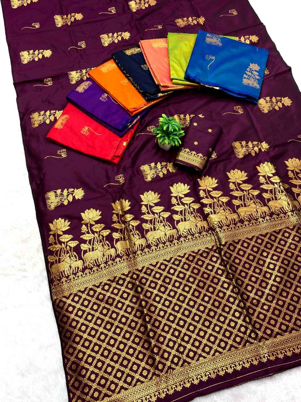 PURE BANARASI SILK SELF DELICATE ZARI WEAVING SAREE 5