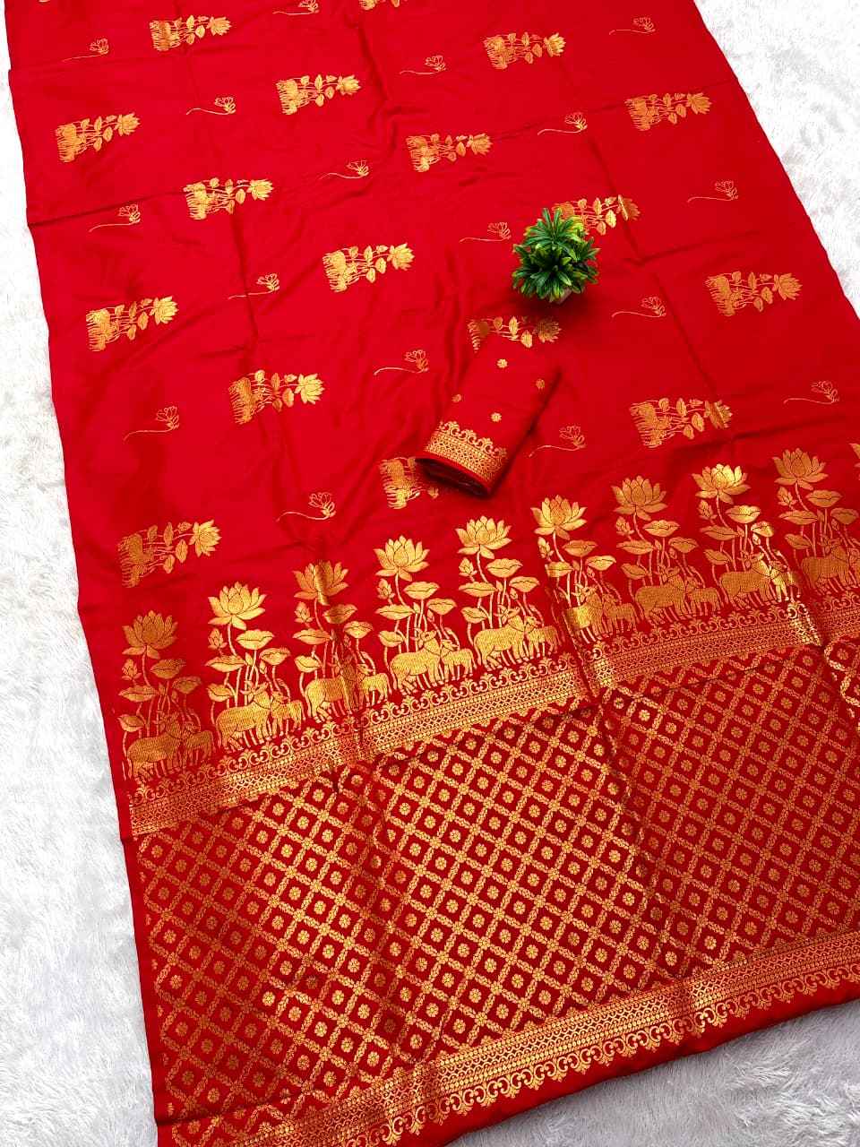 PURE BANARASI SILK SELF DELICATE ZARI WEAVING SAREE 5