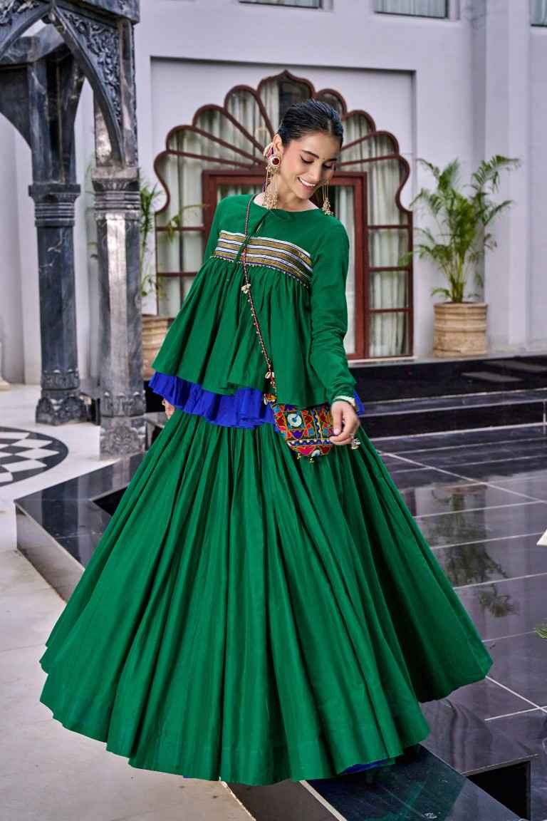 PURE COTTON KASHIDA AND GAMTHI WORK NAVRATRI LEHENGA CHOLI