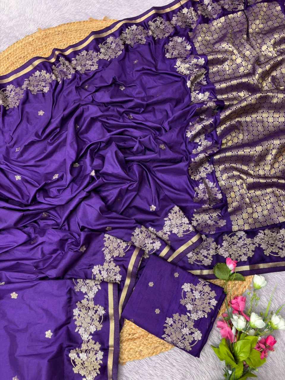 PURE DOLA SILK JARI CHECKS PATTERN WEAVING SAREE 