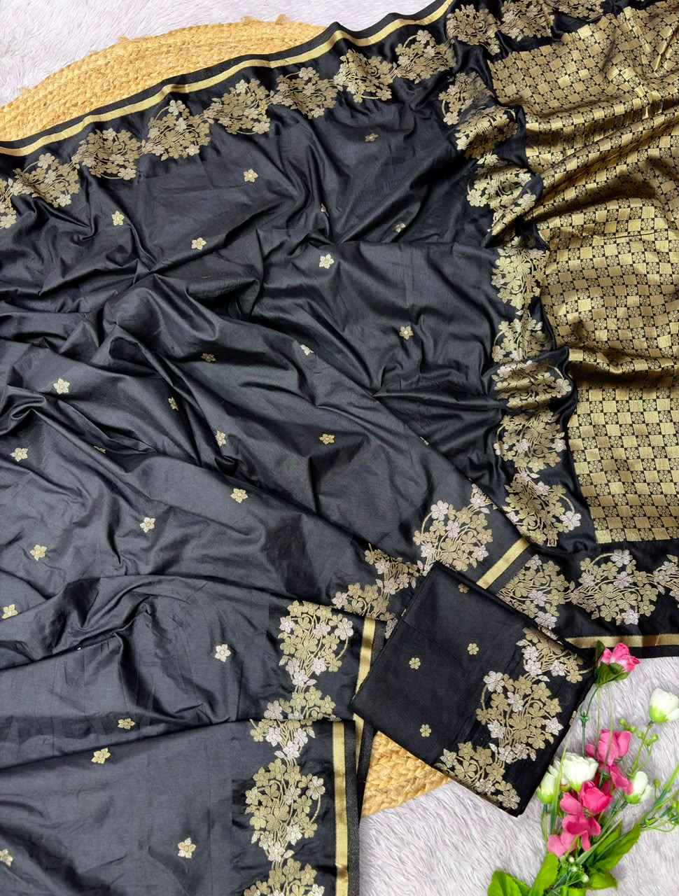 PURE DOLA SILK JARI CHECKS PATTERN WEAVING SAREE 