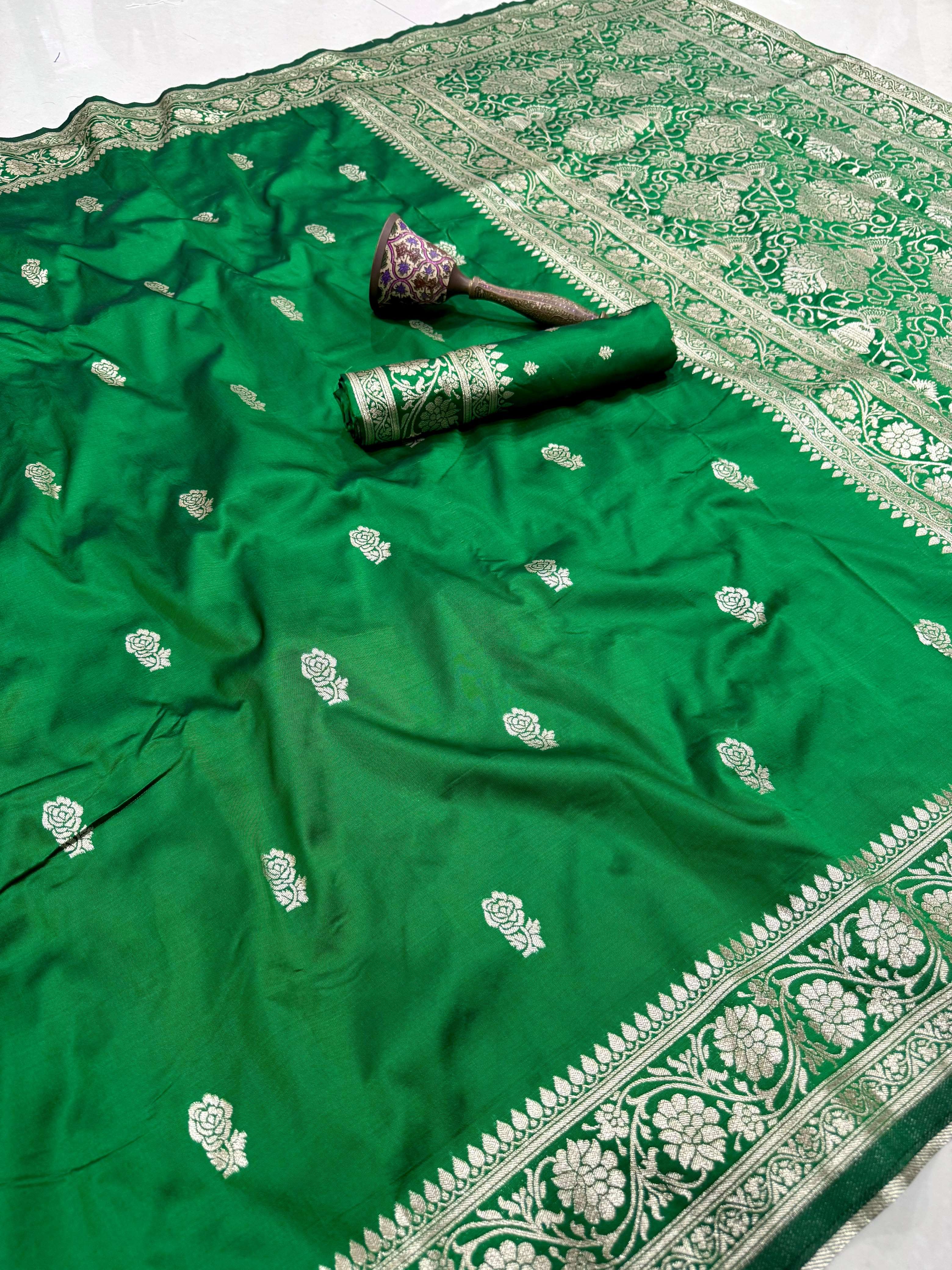 PURE HEAVY BANARASI SILK GOLD JARI WEAVING SAREE 2