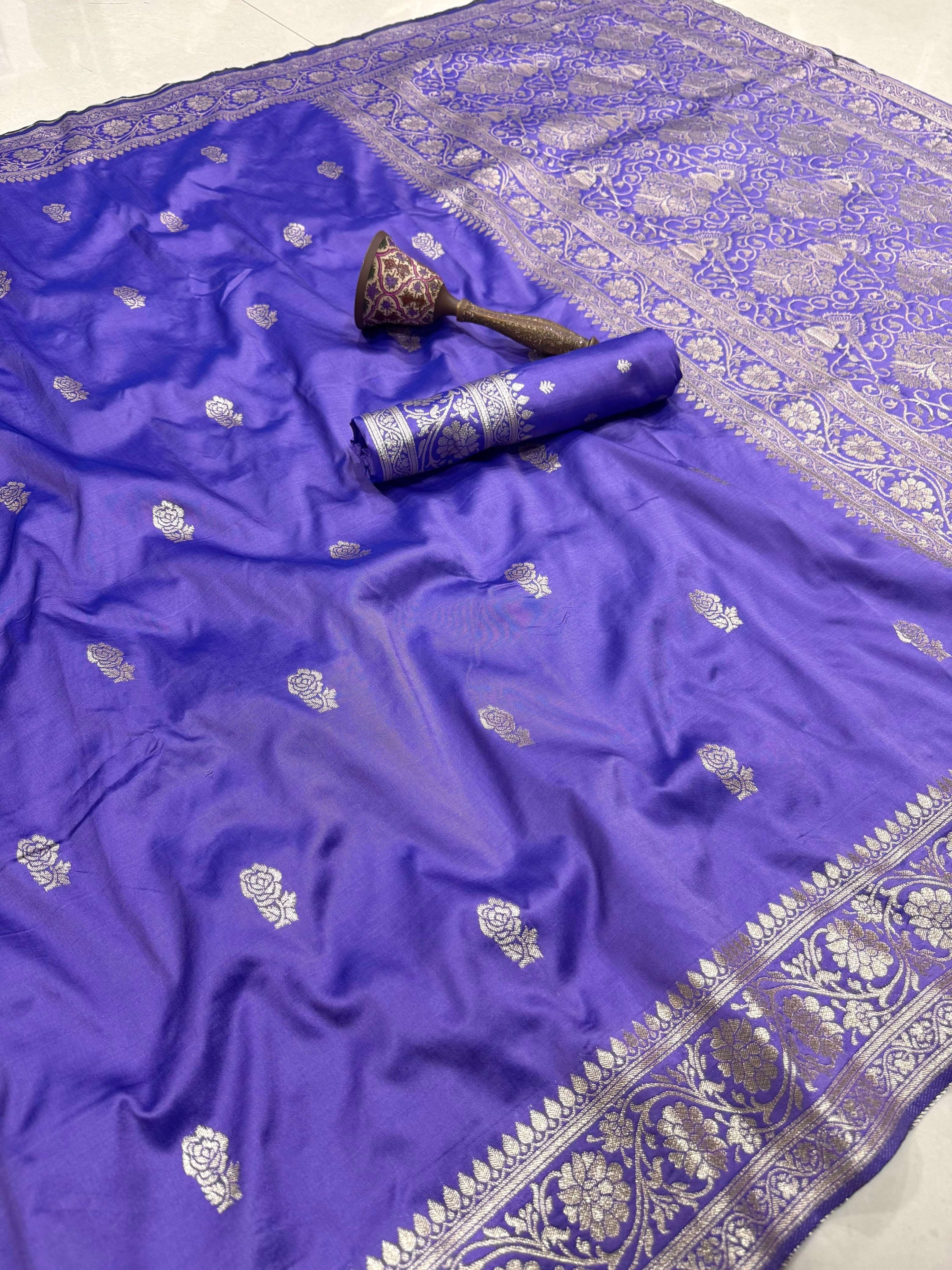PURE HEAVY BANARASI SILK GOLD JARI WEAVING SAREE 2