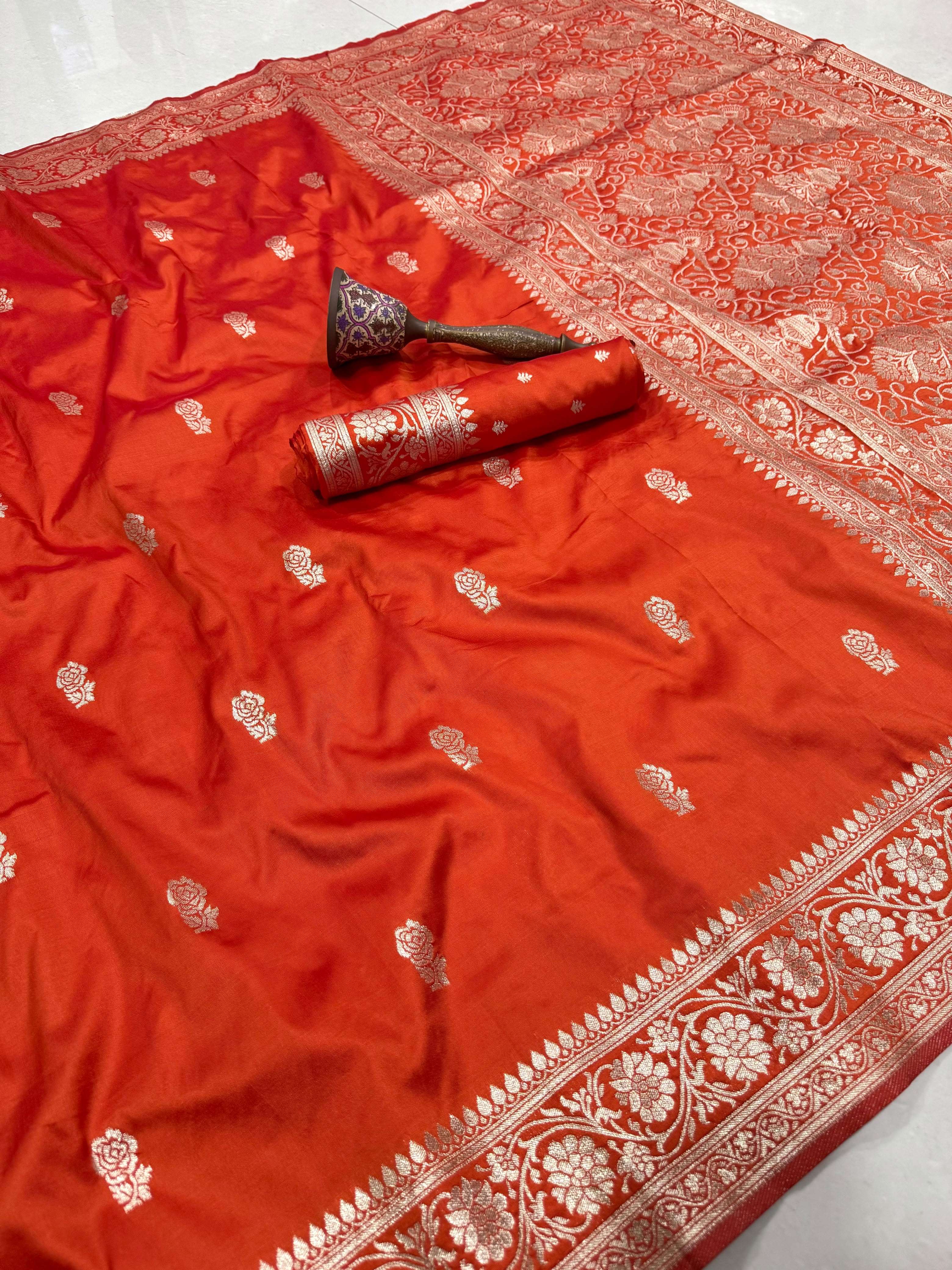 PURE HEAVY BANARASI SILK GOLD JARI WEAVING SAREE 2