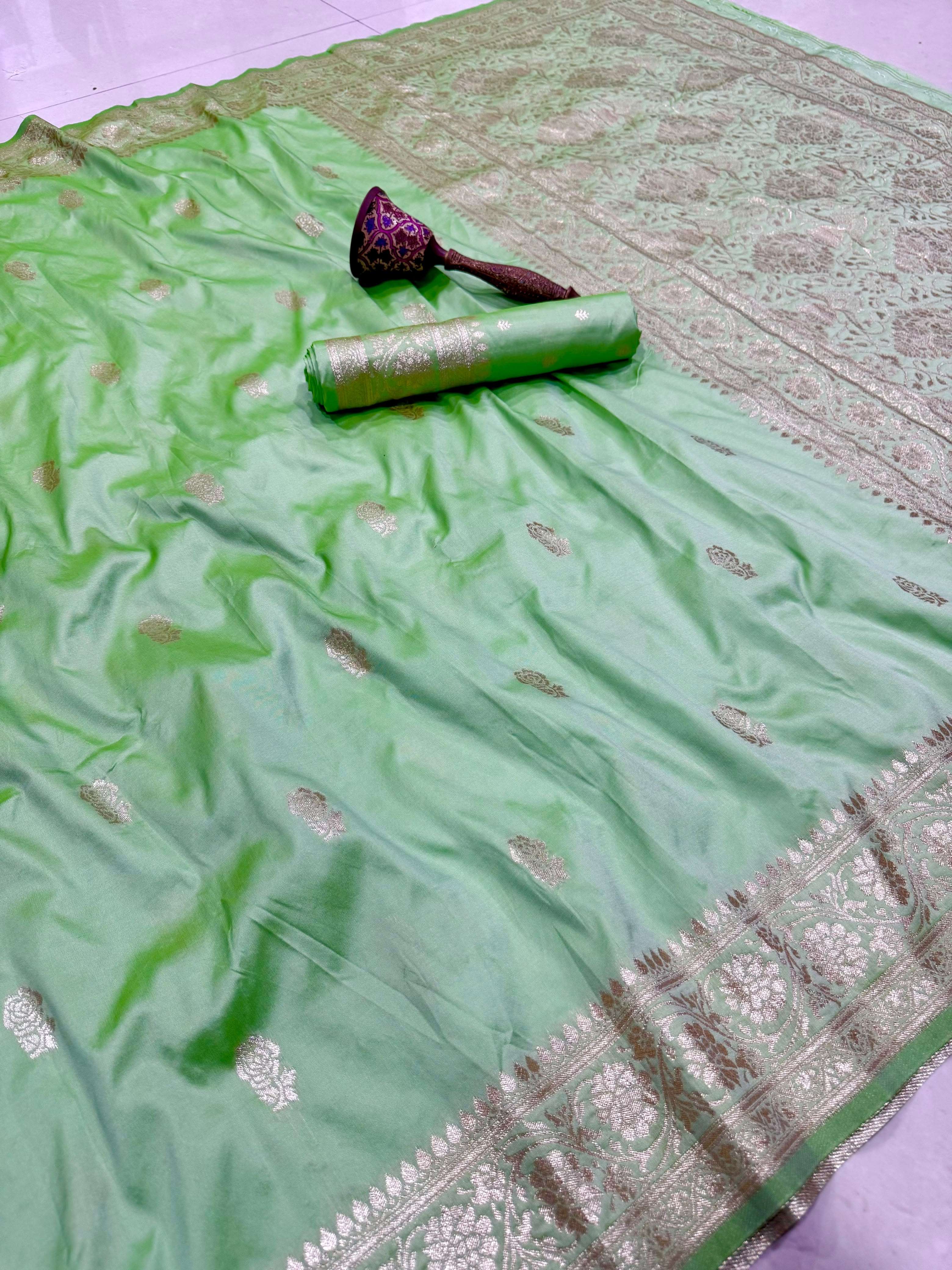PURE HEAVY BANARASI SILK GOLD JARI WEAVING SAREE 2