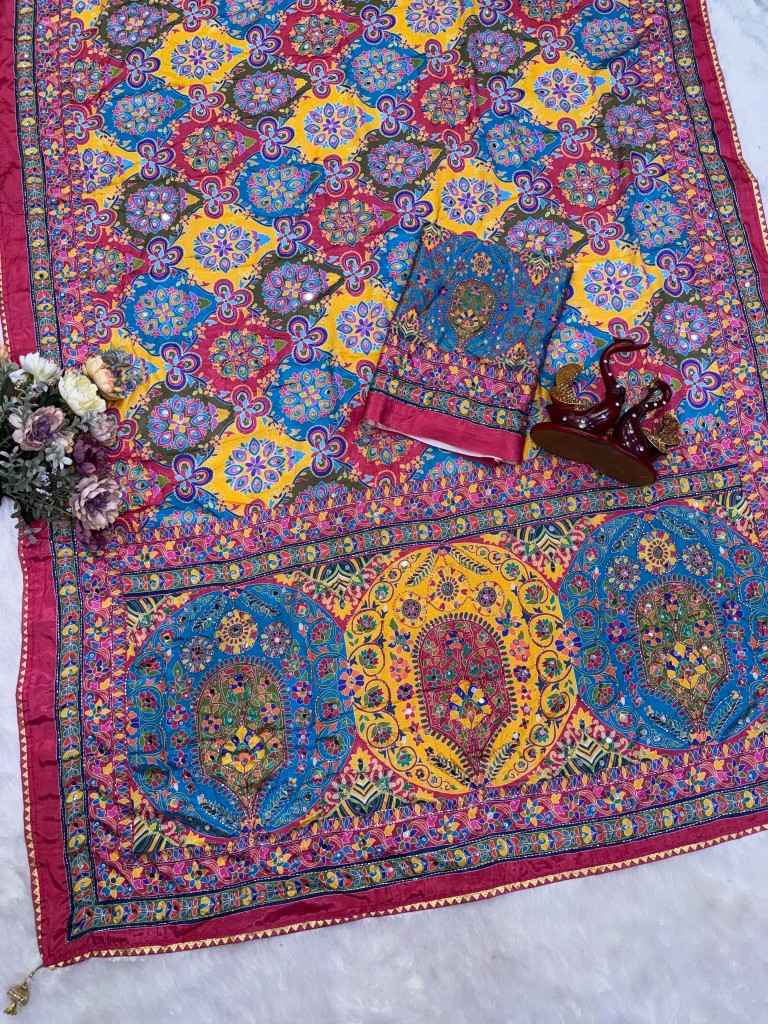 SOFT CHINNON PRINT KATDANA REAL MIRROR WORK SAREE
