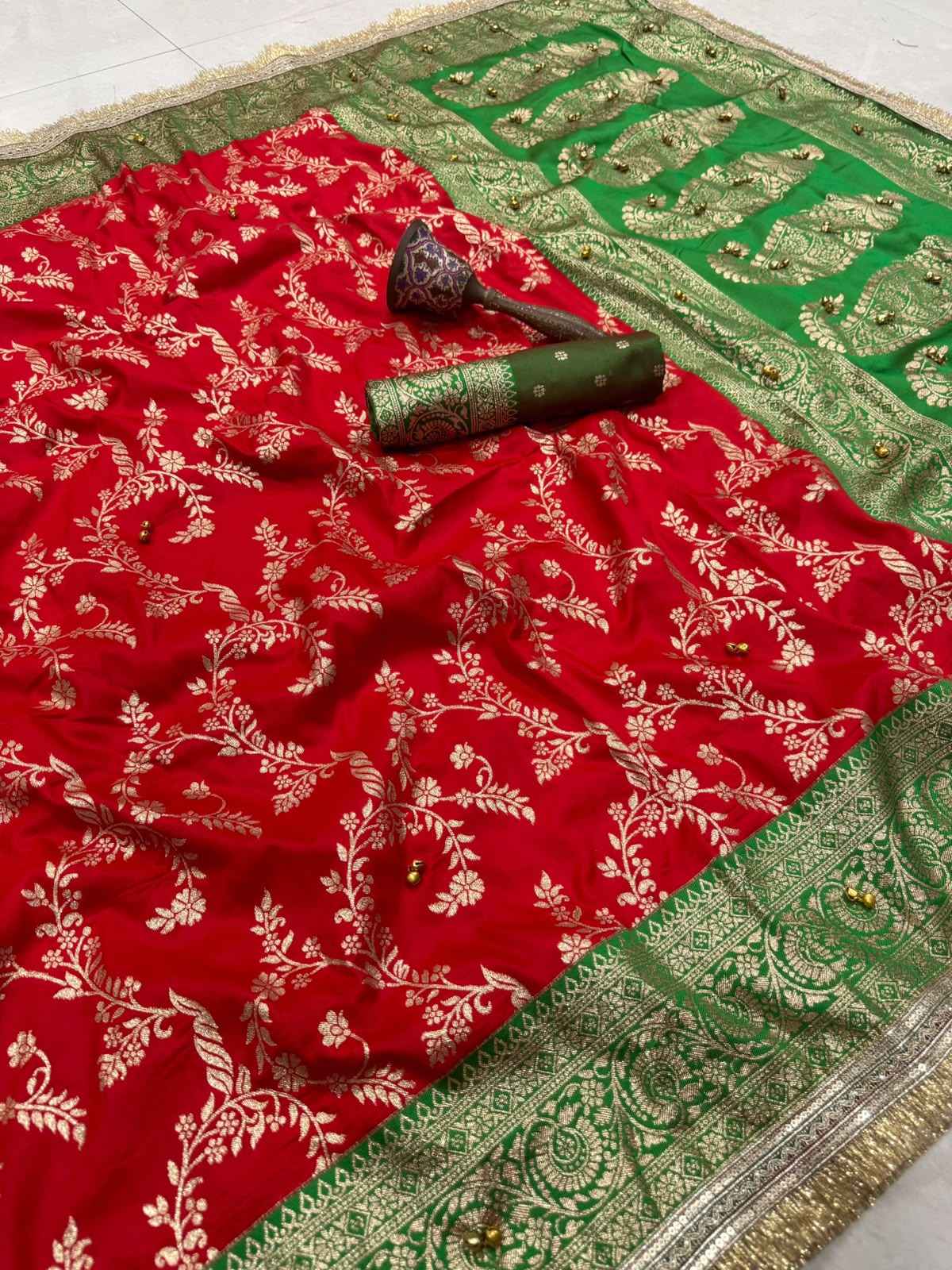 BANARASI SILK ZARI WEAVING GHUNGHARU WORK SAREE