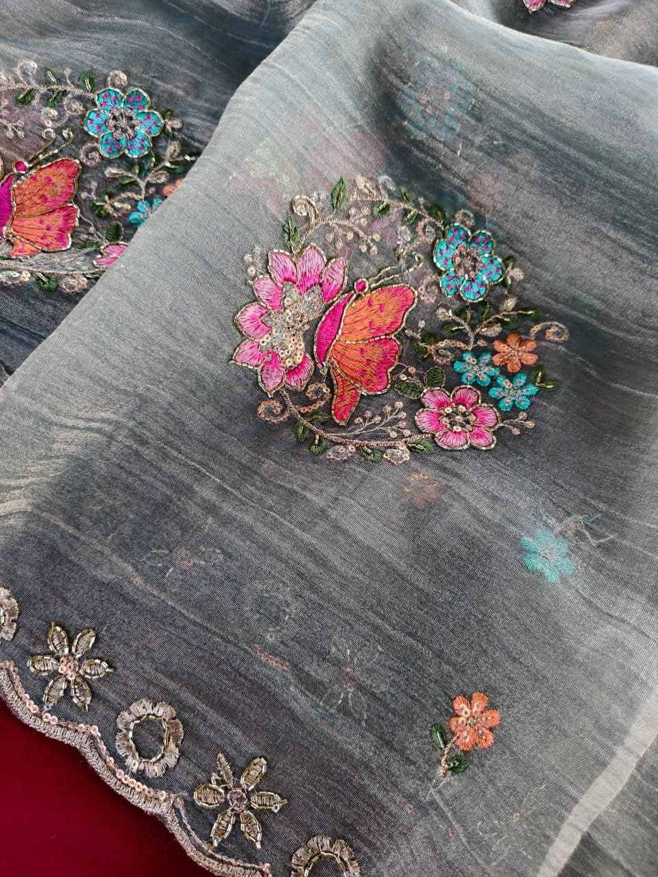 PURE SALSA EMBORIDED MOTTIFS WORK SAREE