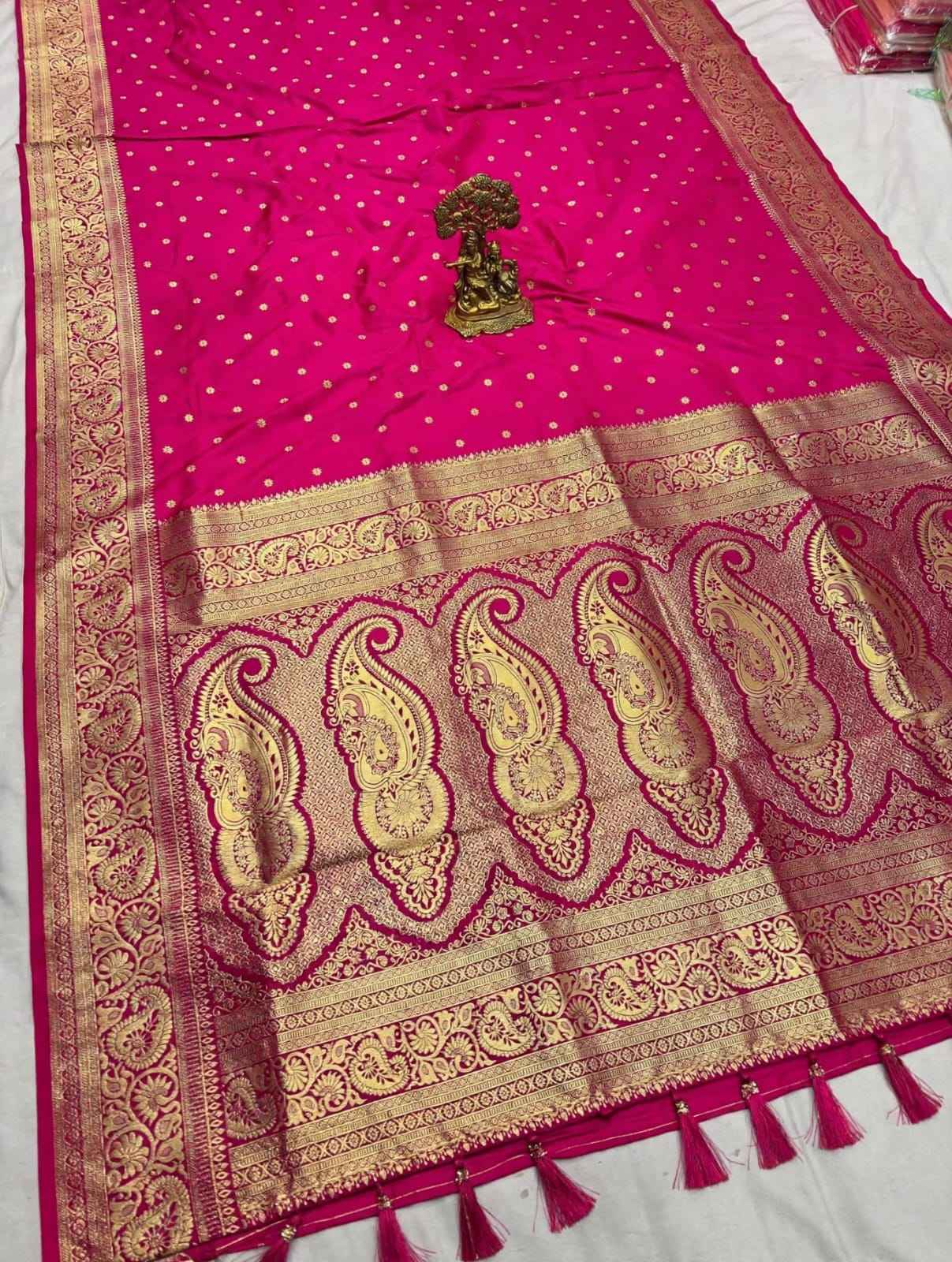 PURE SOFT BANARASI SILK GOLD ZARI WEAVING SAREE 1