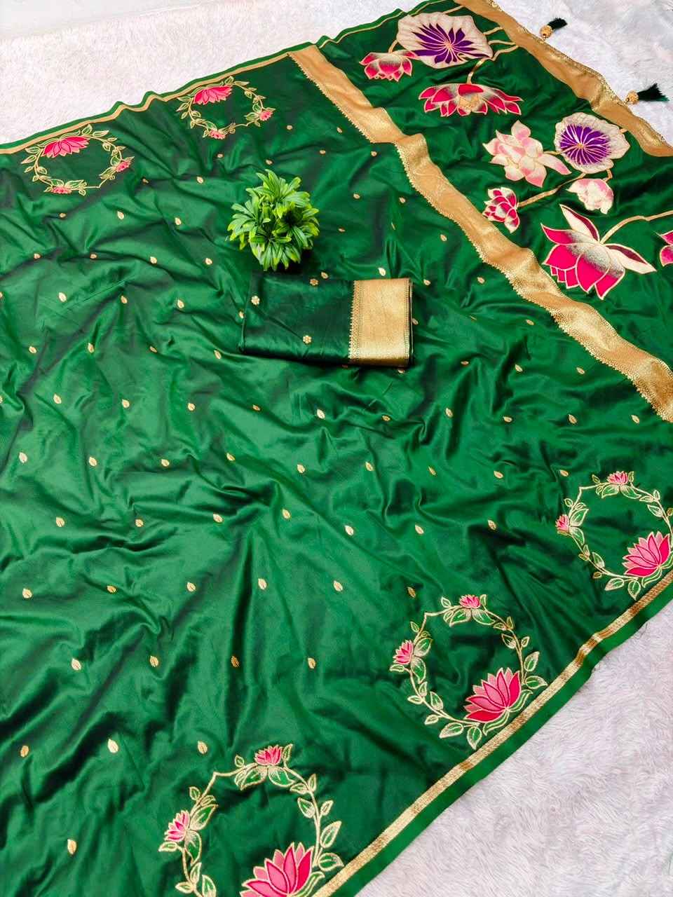 PURE SOFT BANARASI SILK ZARI MINA WEAVING WORK SAREE 