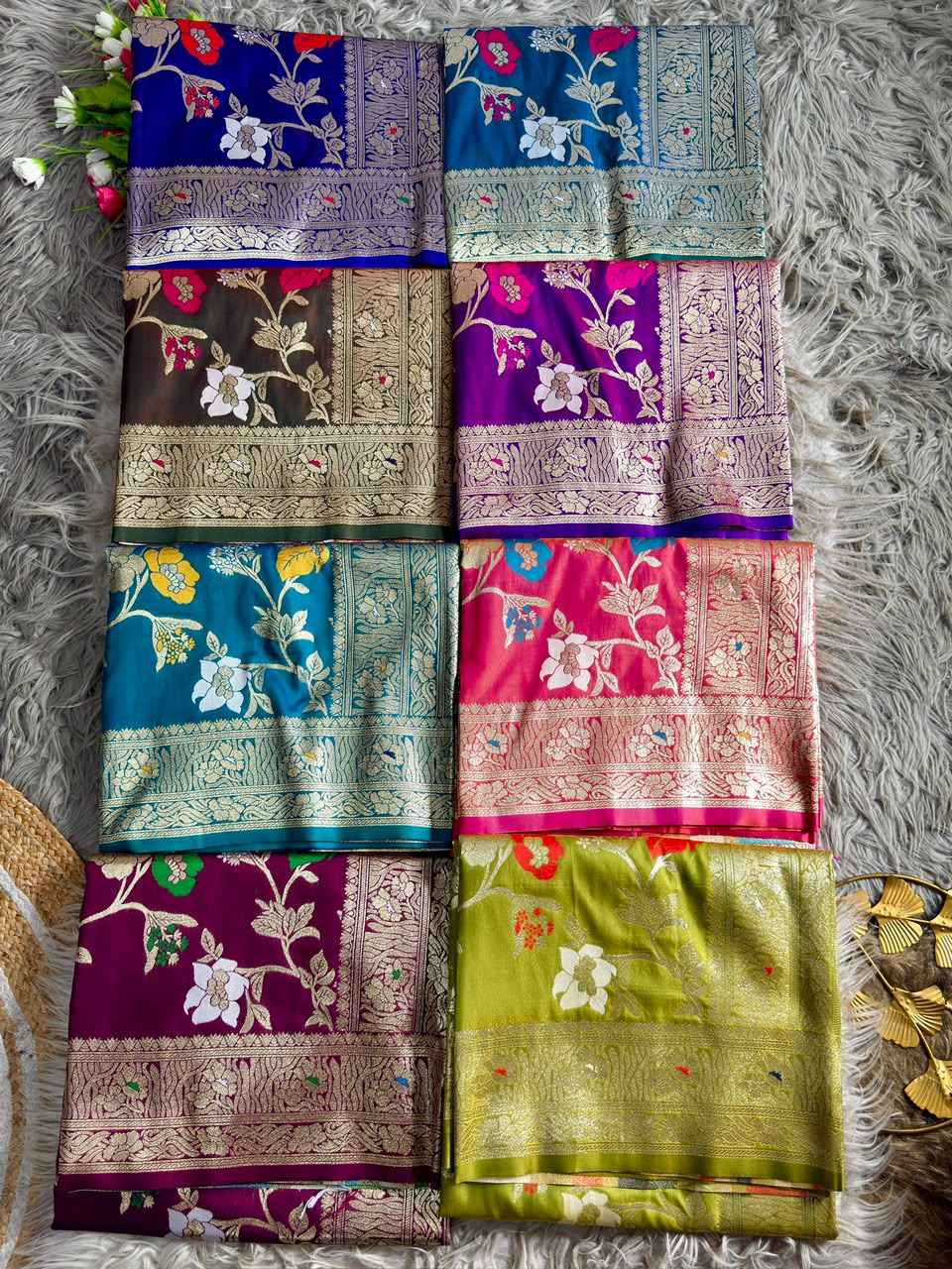SOFT BANARASI FLORAL ZARI WEAVING JAMDANI SAREE