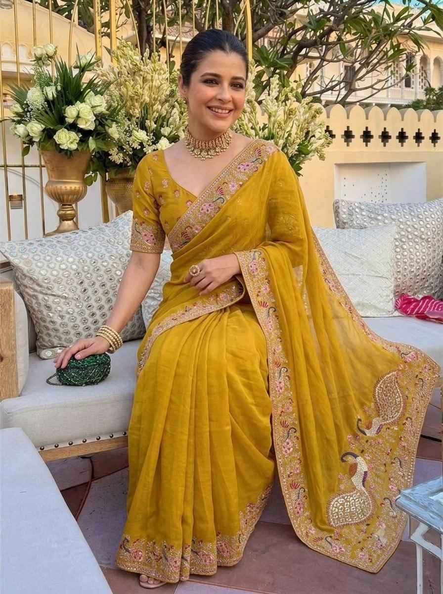 SOFT STAR GEORGETTE EMBROIDERY CUTWORK WORK SAREE 