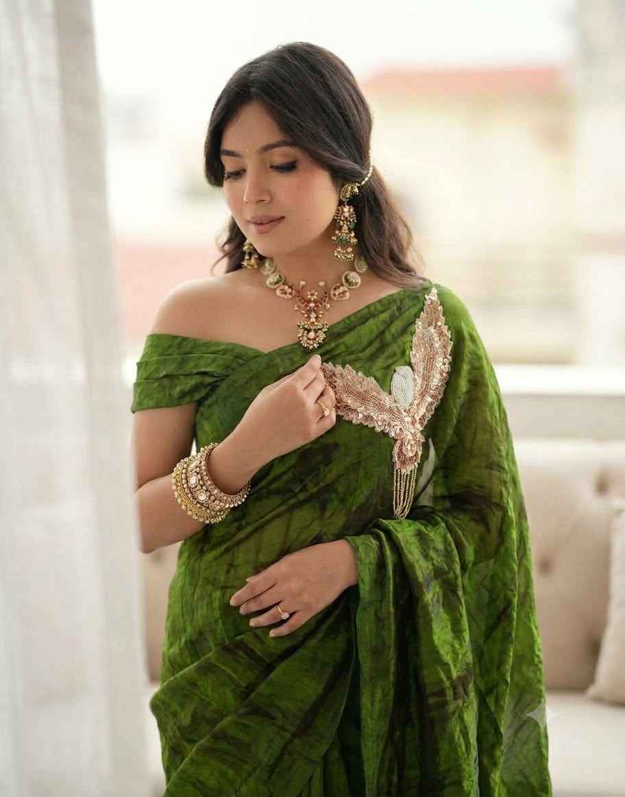 SPACE SILK CUTDANA SEQUENCE BEADS WORK DESIGENR SAREE
